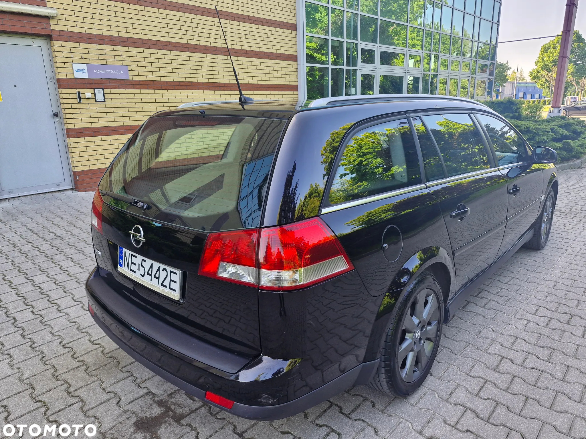 Opel Vectra 1.8 Caravan Cosmo - 11