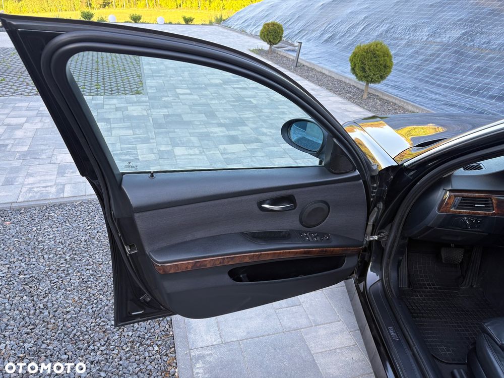 BMW Seria 3 330d DPF - 18