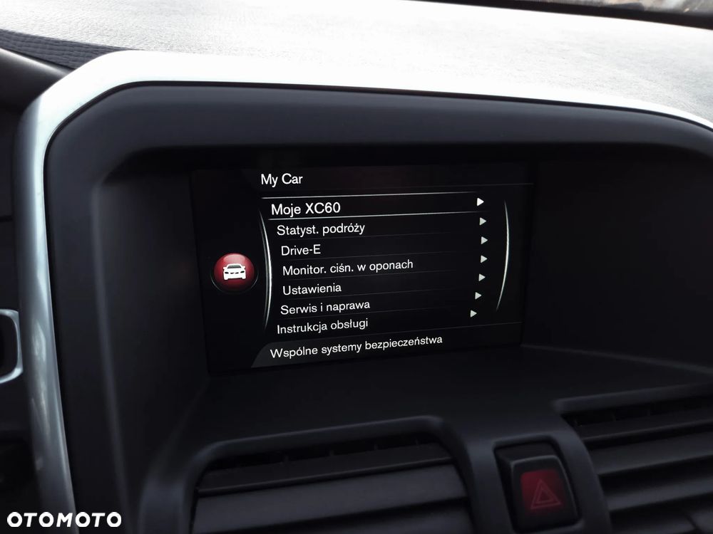 Volvo XC 60 D3 Ocean Race - 32