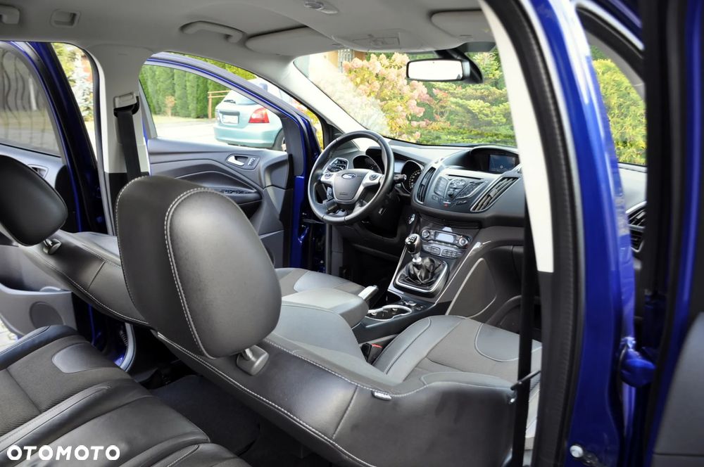Ford Kuga - 23