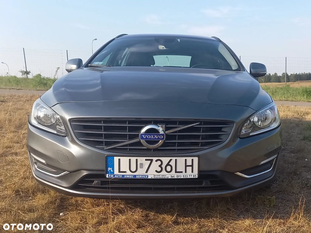 Volvo V60 D3 Geartronic Momentum - 2