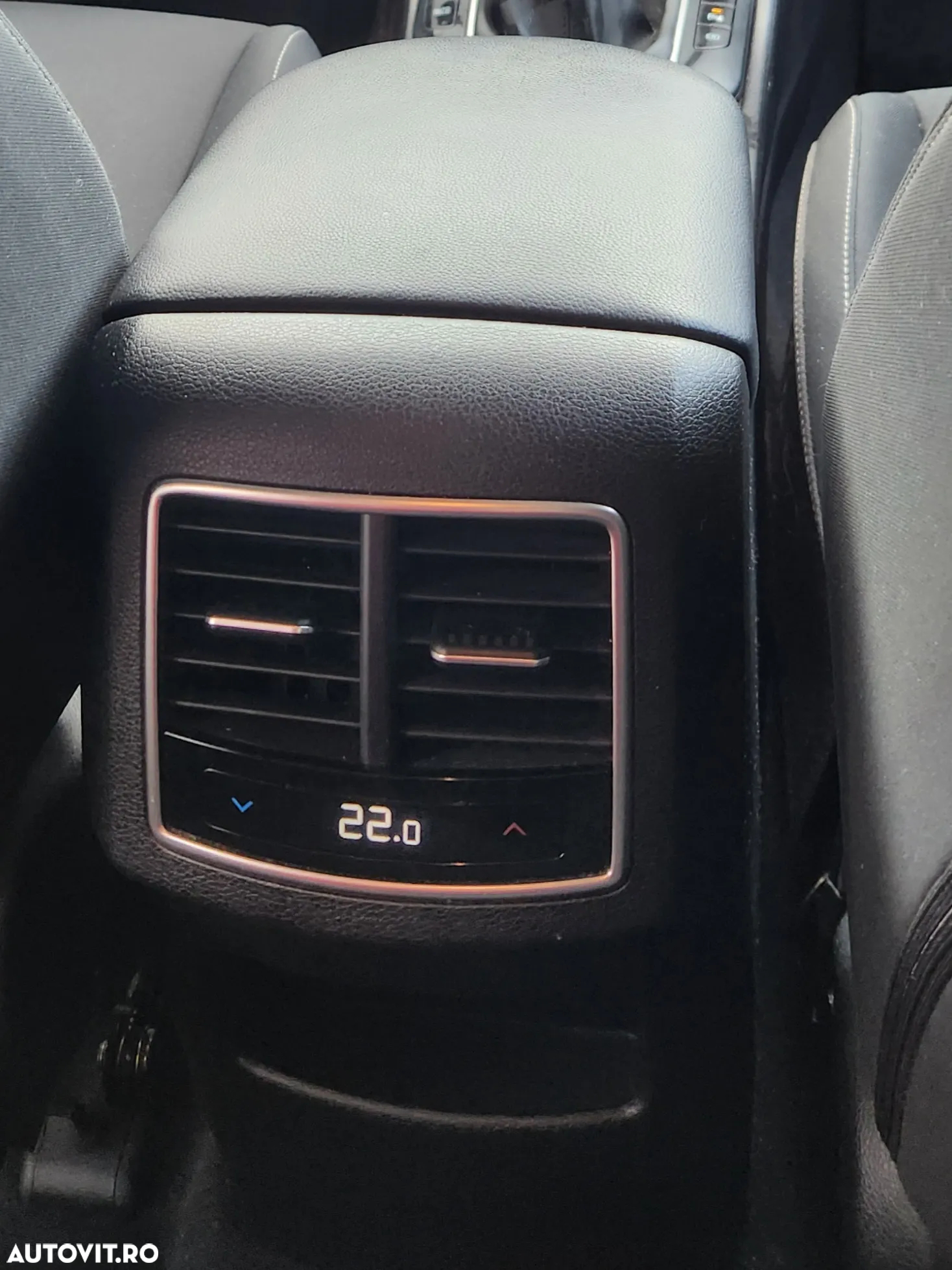 Kia Sportage 1.6 T-GDI 6MT 4x2 Urban - 9