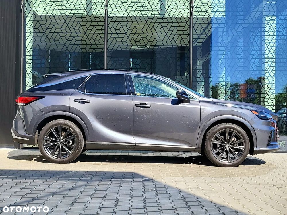 Lexus RX - 4