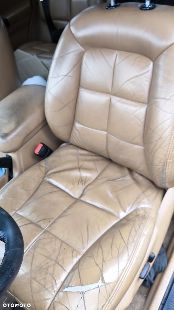 Jeep Grand Cherokee - 13