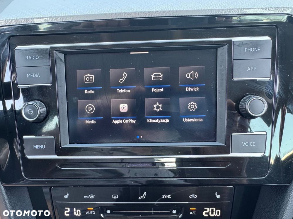 Volkswagen Passat - 18