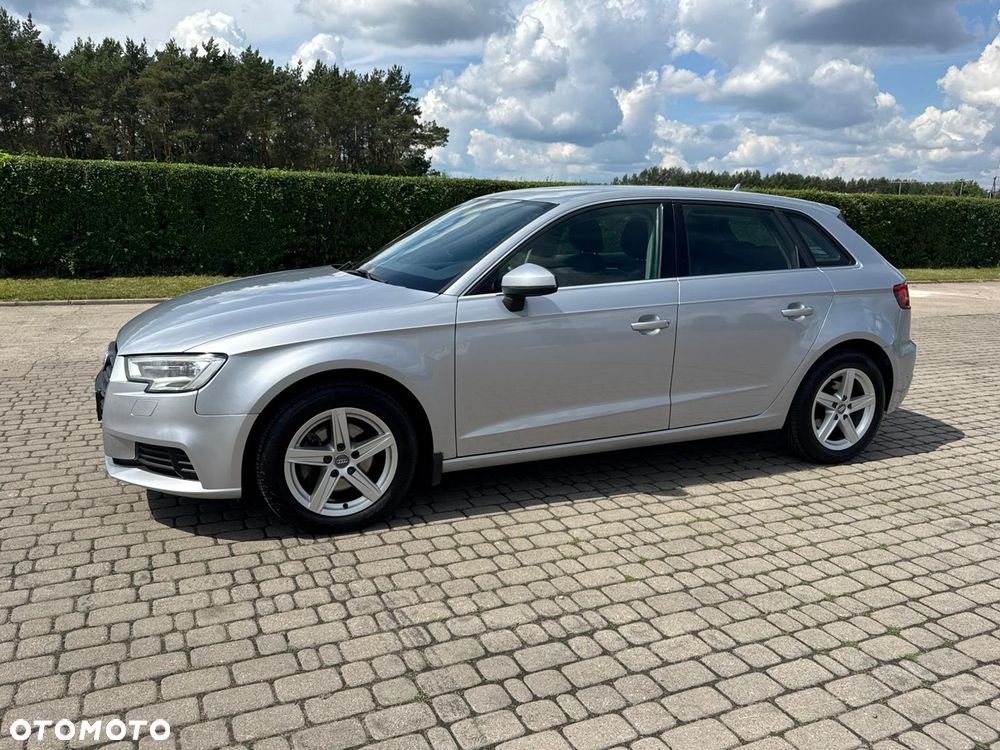 Audi A3 Sportback 1.0 TFSI - 4