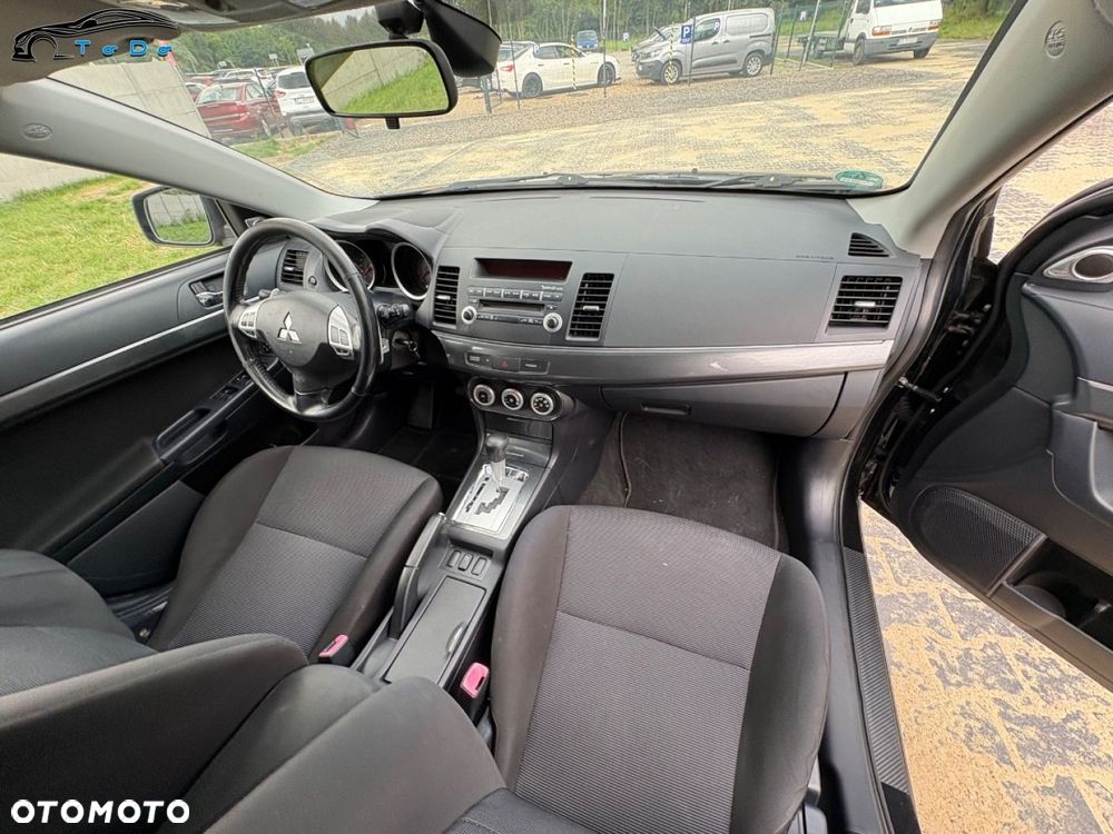 Mitsubishi Lancer 1.8 Clear Tec CVT Plus - 33