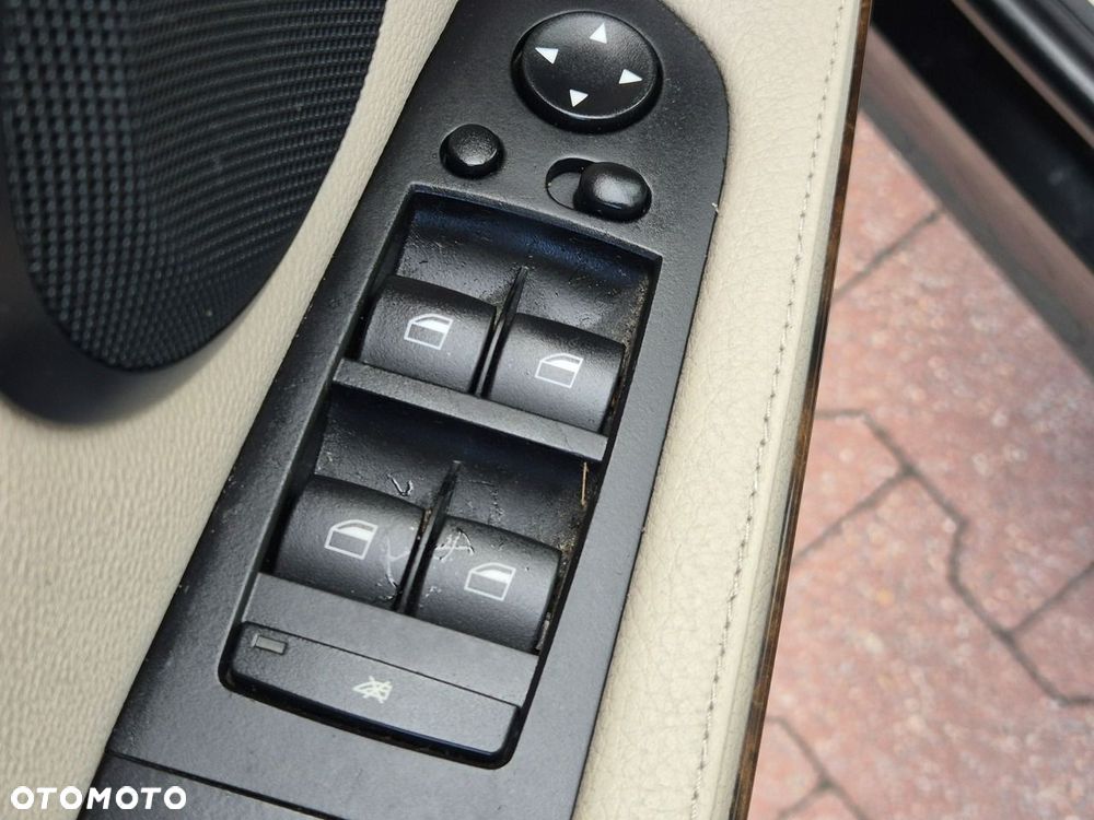 BMW Seria 3 - 32