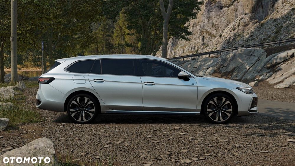 Volkswagen Passat Variant - 13