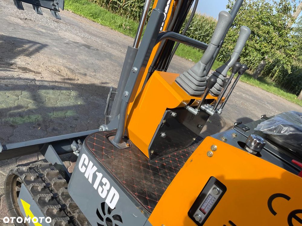 Inny Minikoparka CAPTOK CK13D NOWA KOPARKA 1.3 TONY 2026 ROK RATY/LEASING - Szybka decyzja ! Łyżka, Joystick, Ścisk mechaniczny z przodu SUPER STAN - 10