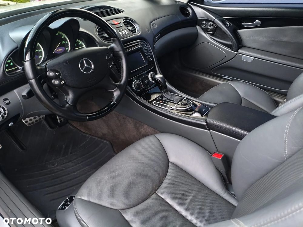 Mercedes-Benz SL - 14