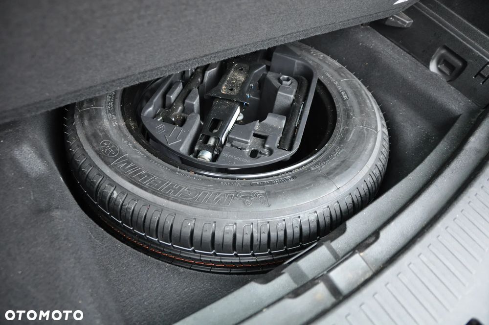 Renault Megane 1.6 SCe Business - 12