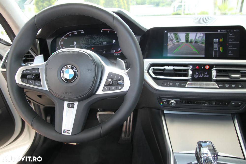 BMW Seria 3 320d xDrive AT Sport Line - 13