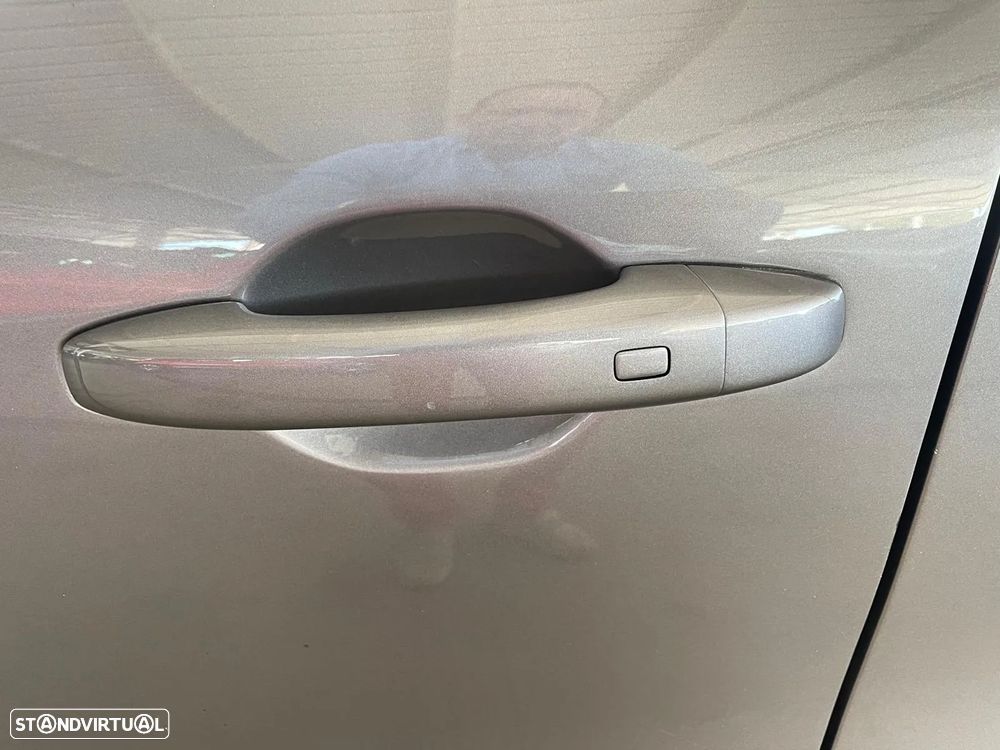 Renault Captur 1.3 TCe Initiale Paris EDC - 47