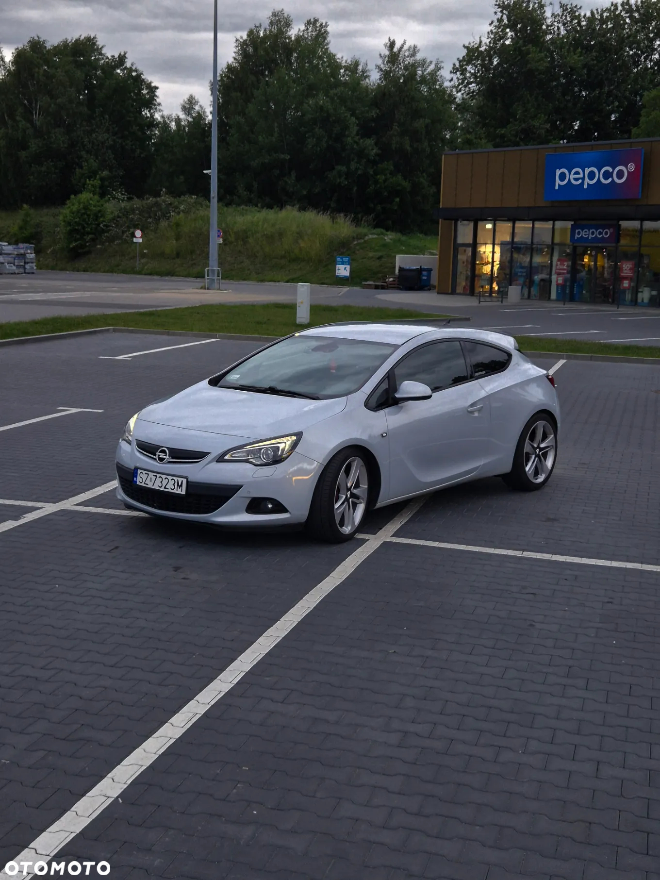 Opel Astra IV GTC 2.0 CDTI Sport S&S - 7