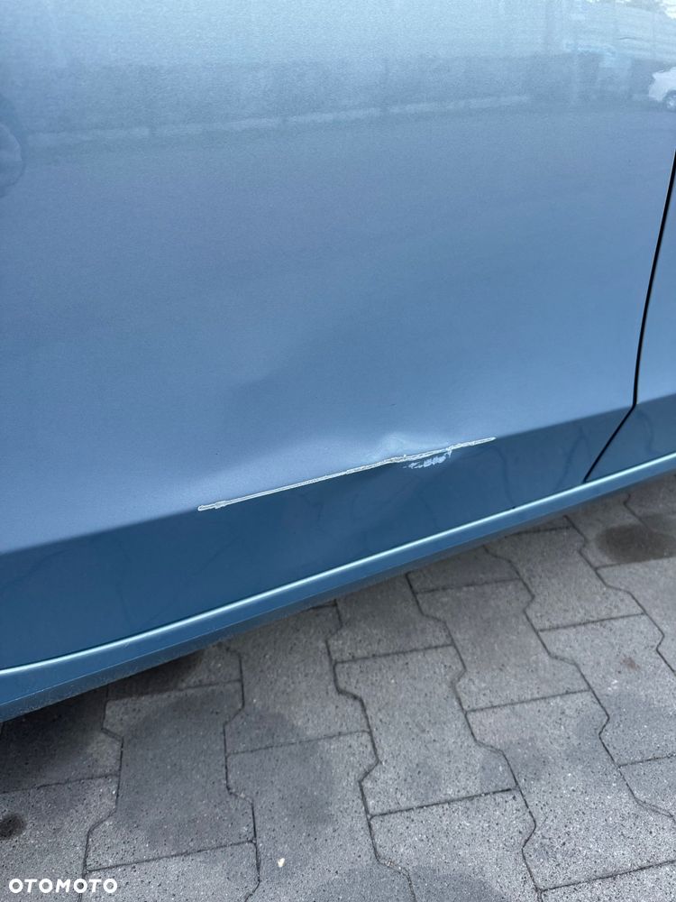 Audi A4 Limousine - 11