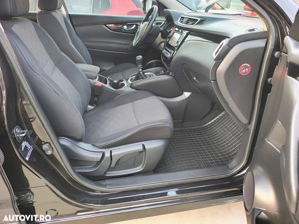 Nissan Qashqai 1.6 DCI ALL-MODE 4x4i TEKNA+ - 6