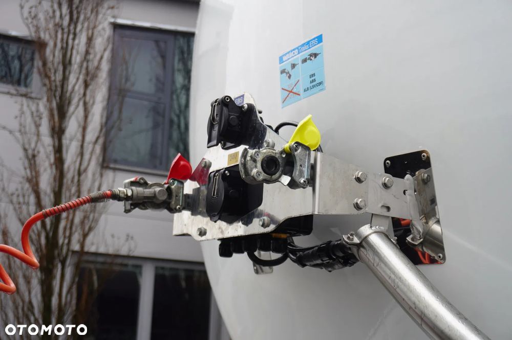 Lag O-3-ST L4BH  Cysterna do mas bitumicznych / ADR / 30000 l / 4 sztuki - 20