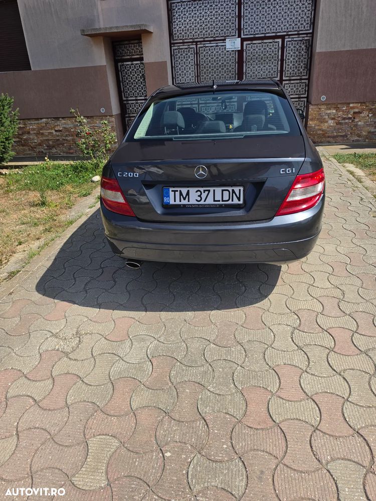 Mercedes-Benz C 200 CGI BlueEFFICIENCY - 3