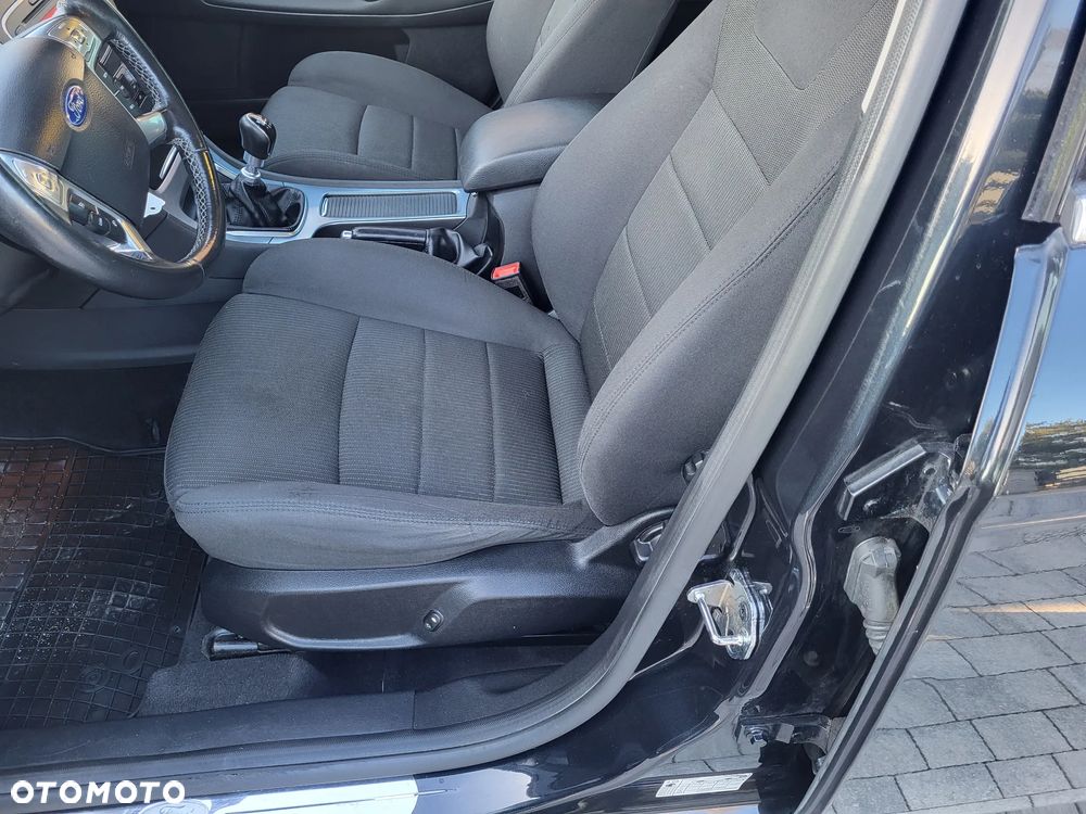 Ford Mondeo 2.0 EcoBoost Titanium - 11