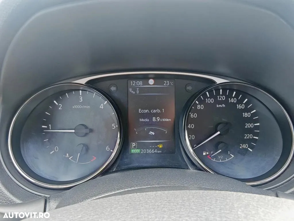 Nissan X-Trail 2.0 dCi ALL-MODE 4x4i Xtronic Tekna - 31