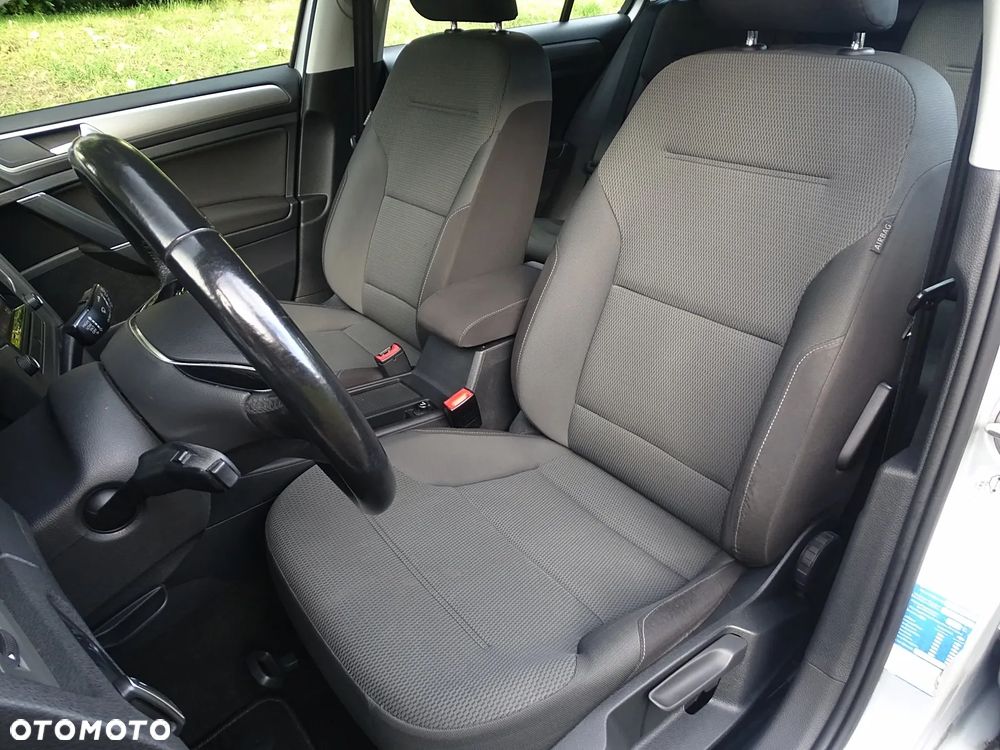 Volkswagen Golf 1.6 BlueTDI Comfortline - 17