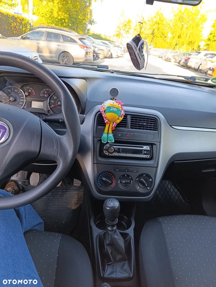 Fiat Punto 1.2 8V - 4