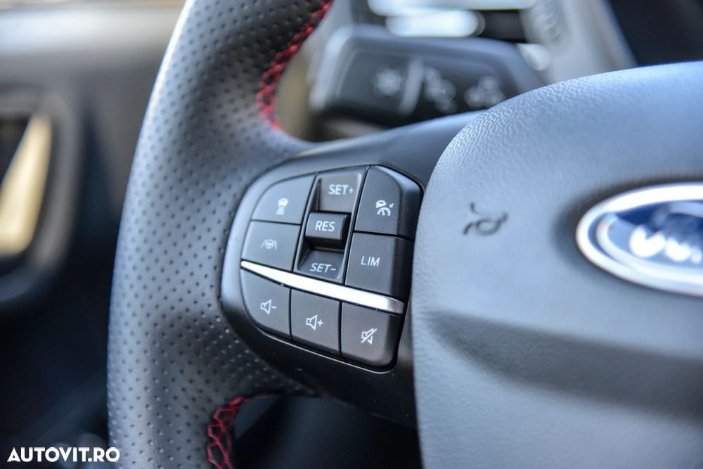 Ford Kuga 2.5 Duratec PHEV ST Line X - 20