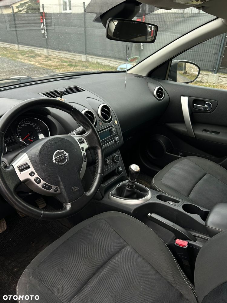 Nissan Qashqai - 11
