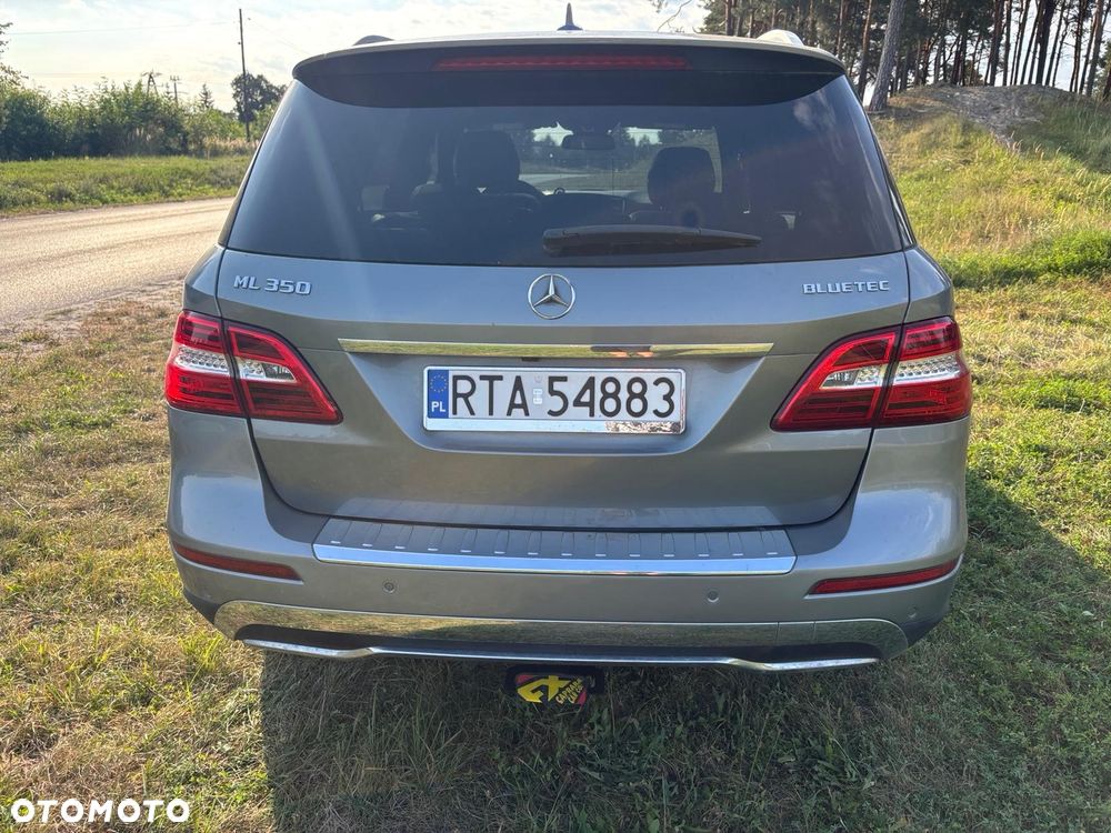Mercedes-Benz ML 350 BlueTEC 4-Matic - 24