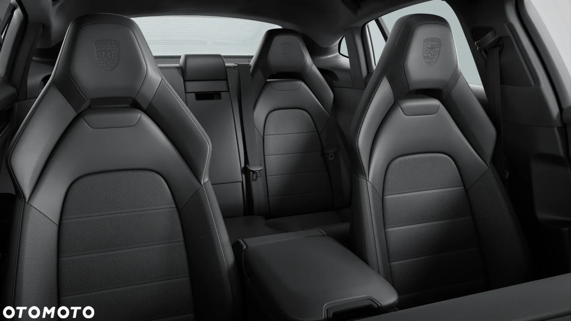 Porsche Panamera 4 - 8