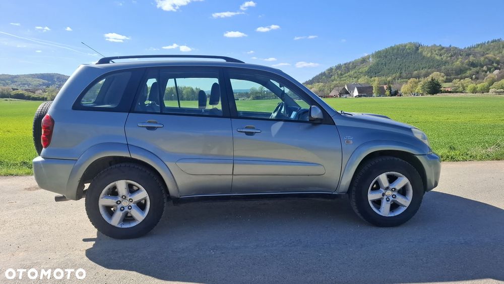 Toyota RAV4 2.0 D-4D 4x4 - 7