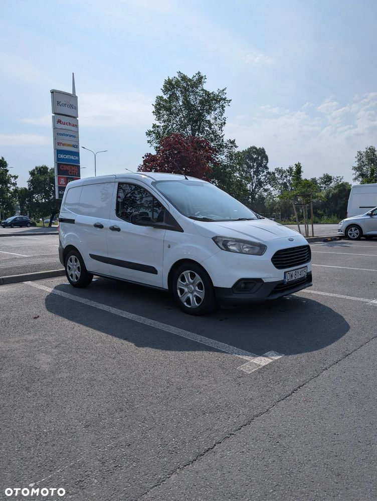 Ford Transit Courier - 2