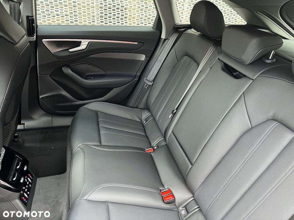 Audi A6 Allroad - 22