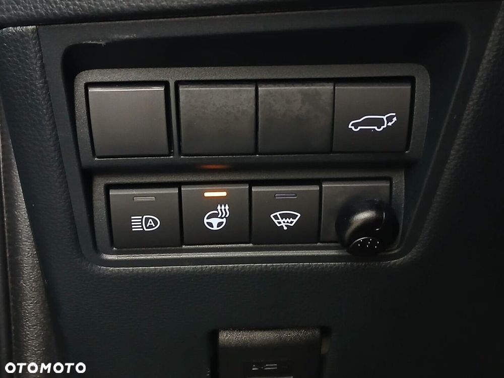 Toyota Yaris Cross Hybrid 1.5 Adventure 4x4 - 32