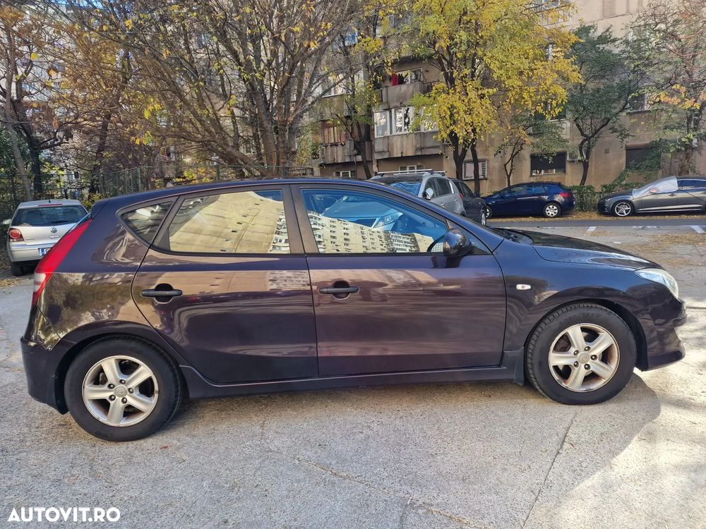 Hyundai i30 1.6 DOHC CLASSIC - 2