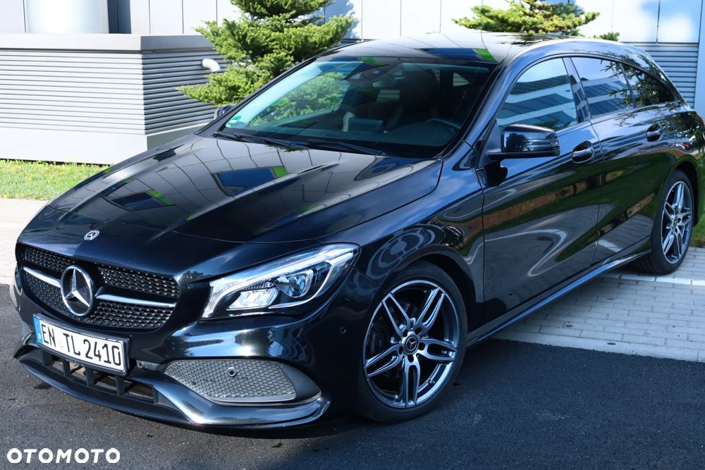 Mercedes-Benz CLA 200 7G-DCT AMG Line - 10