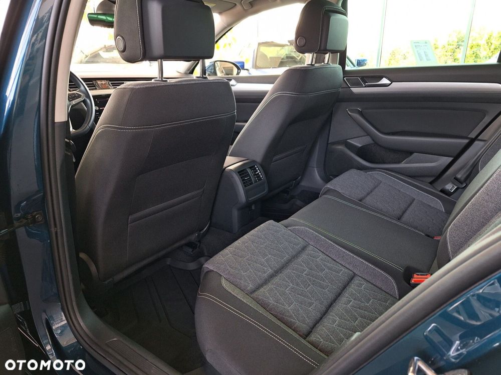 Volkswagen Passat Variant 2.0 TDI EVO Business DSG - 14