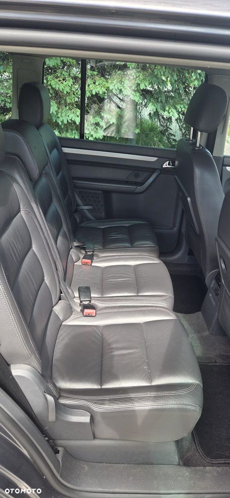 Volkswagen Touran 1.9 TDI DPF Highline - 12