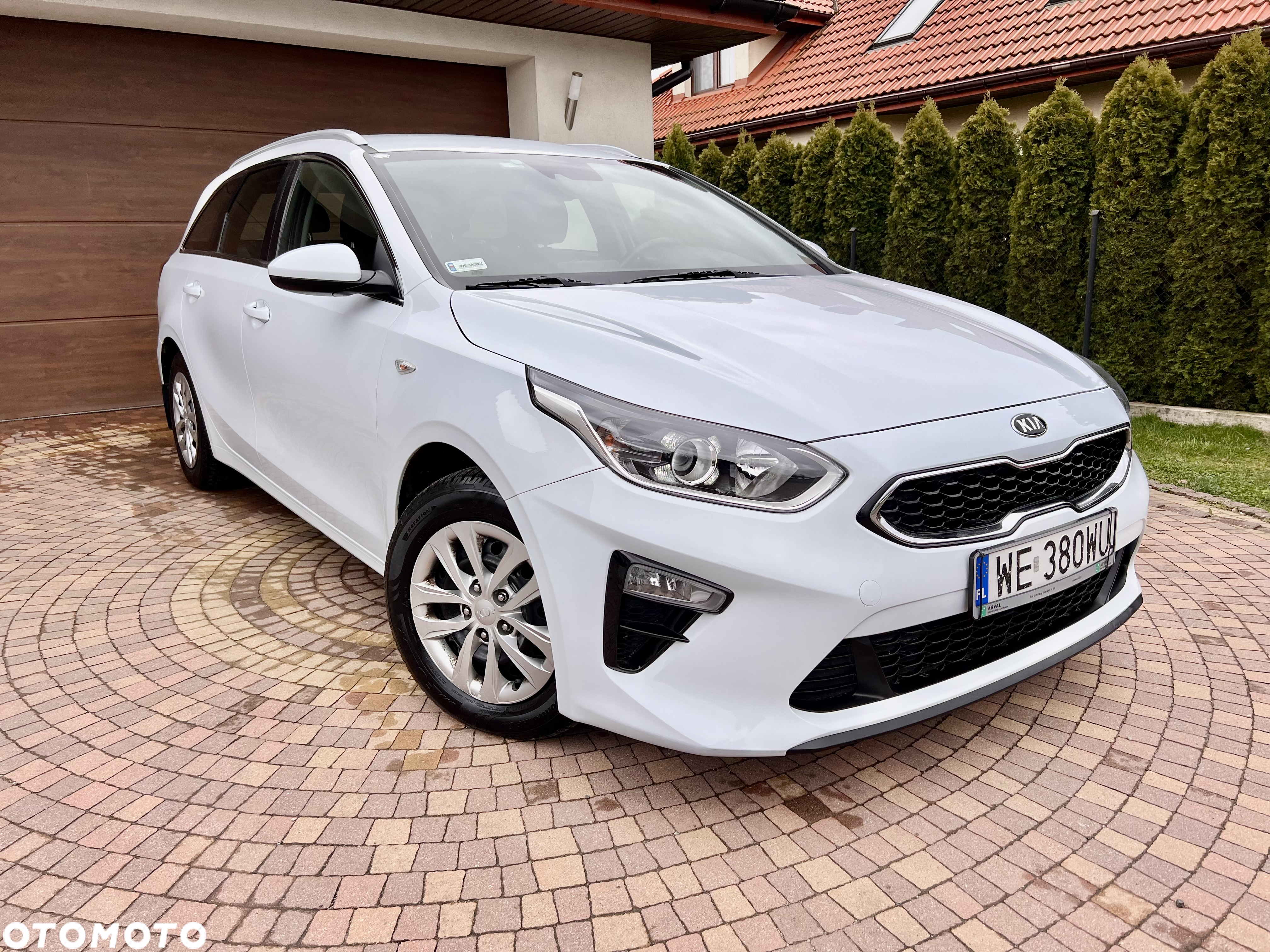 Kia Ceed 1.6 CRDi SCR M - 15