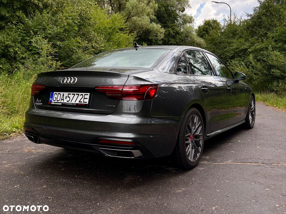 Audi A4 Limousine - 9