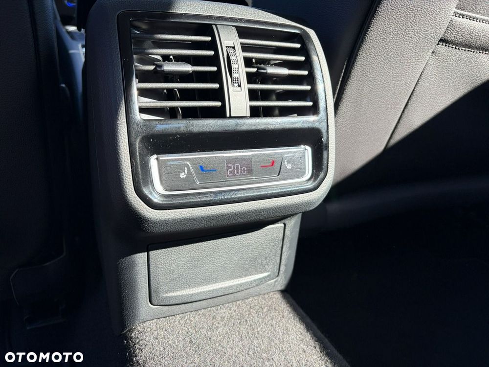 Volkswagen Arteon 2.0 TSI DSG Elegance - 27