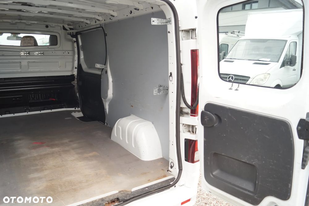 Opel Vivaro - 33