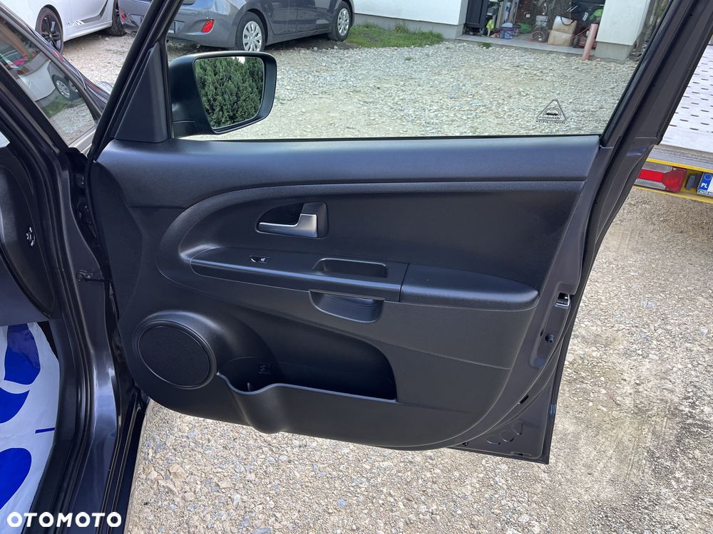 Kia Venga 1.6 CVVT Dream Team Edition - 14