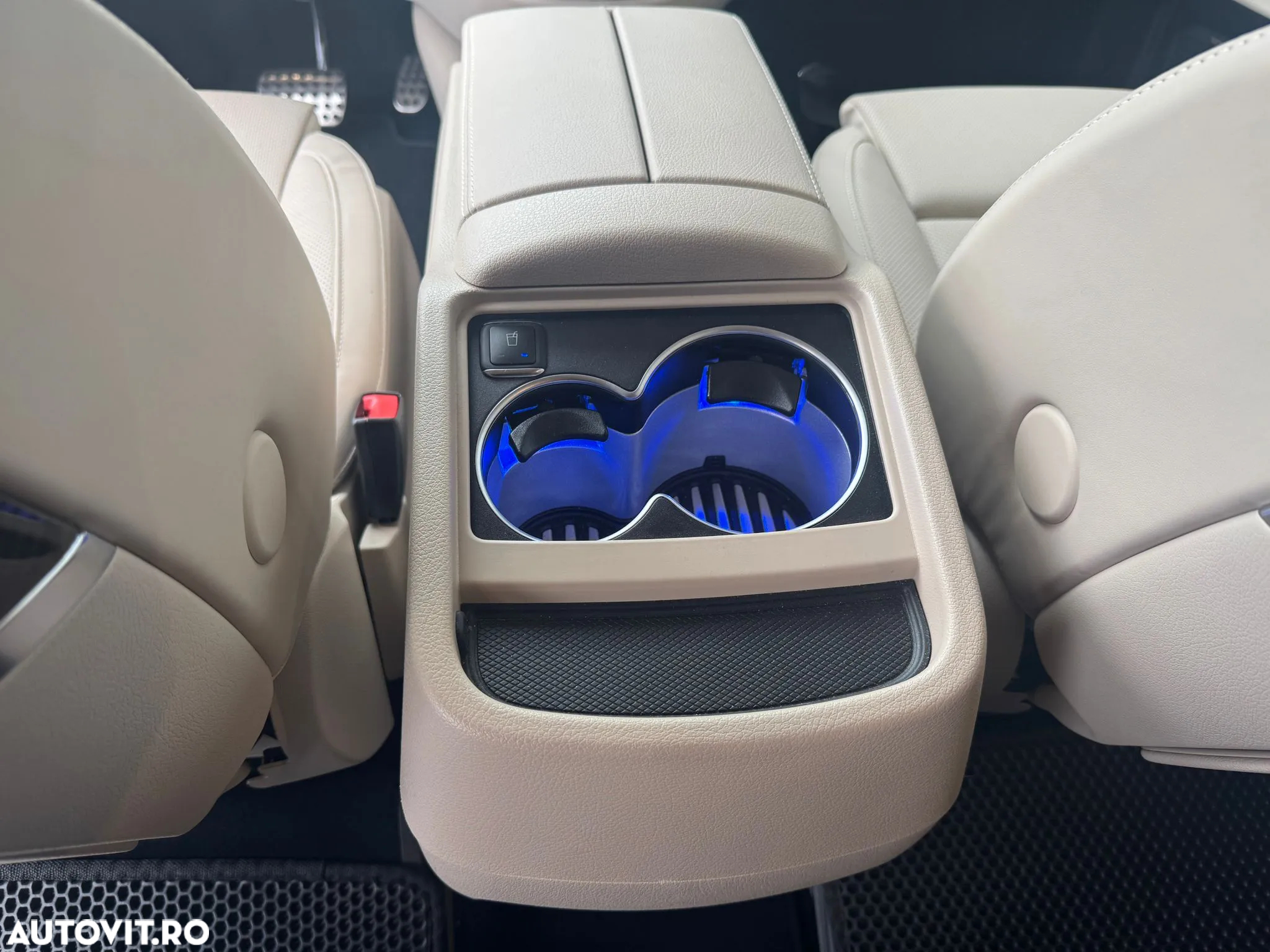 Mercedes-Benz V 300 d Combi Extra-lung 237 CP AWD 9AT Avantgarde - 11