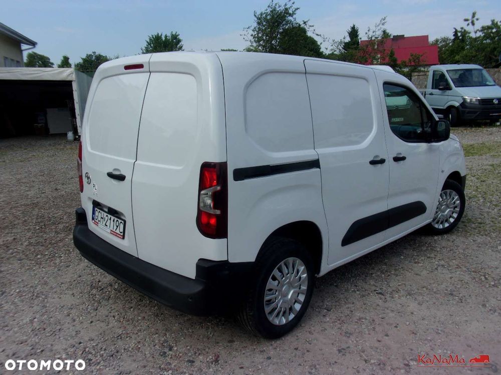 Toyota Proace City - 12