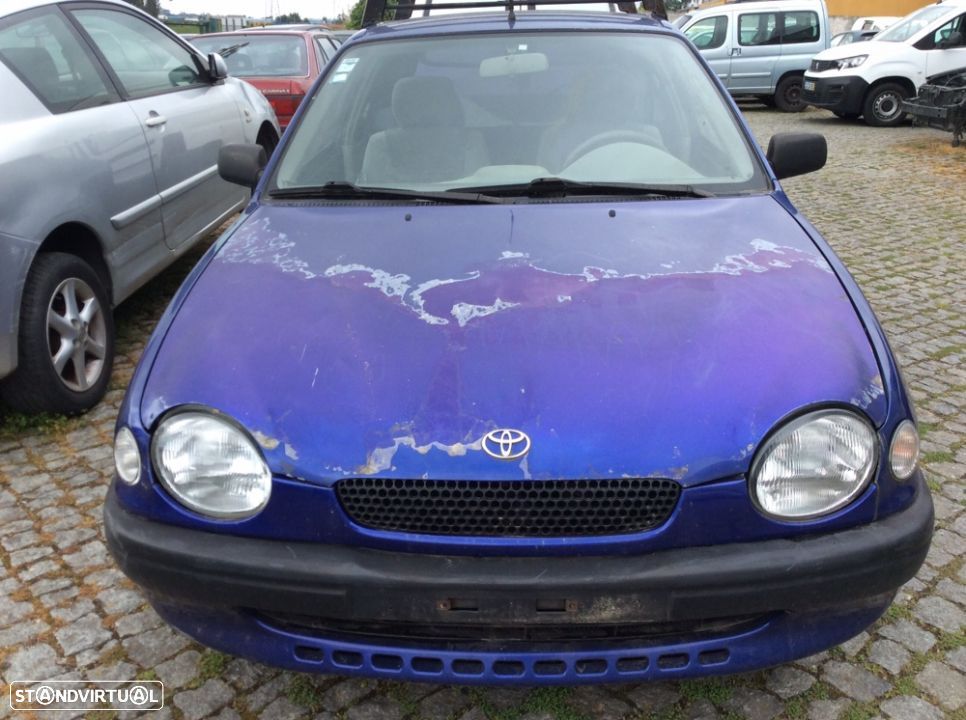 Toyota Corolla E11. 2.0D ás peças - 1