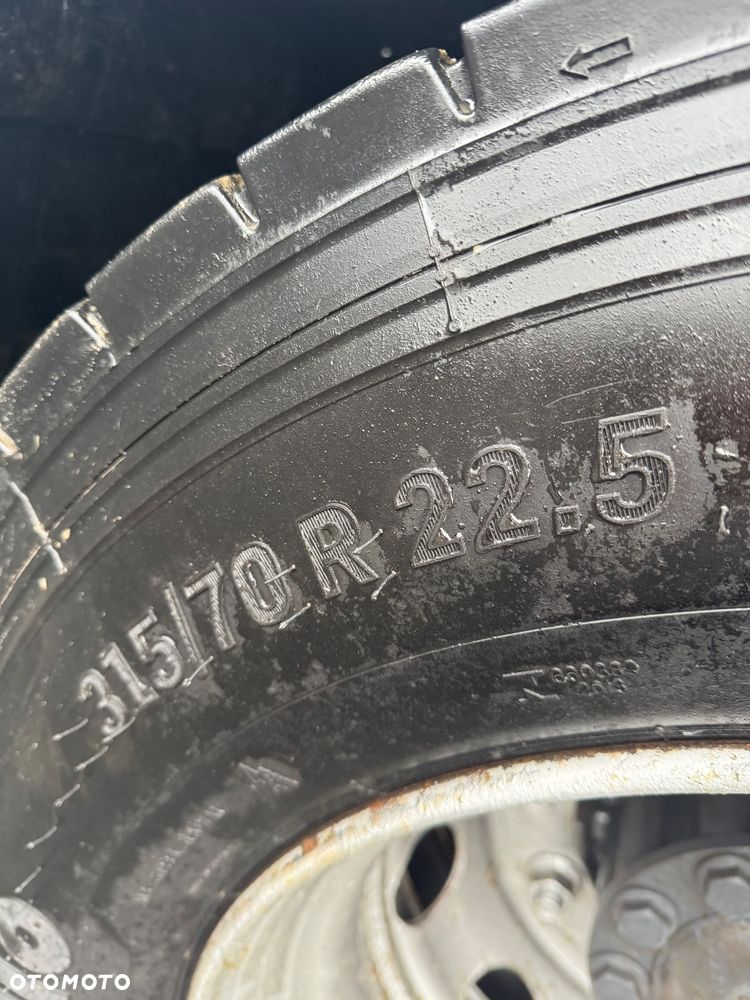 Mercedes-Benz 1845 opony 80% stan bardzo dobry - 12