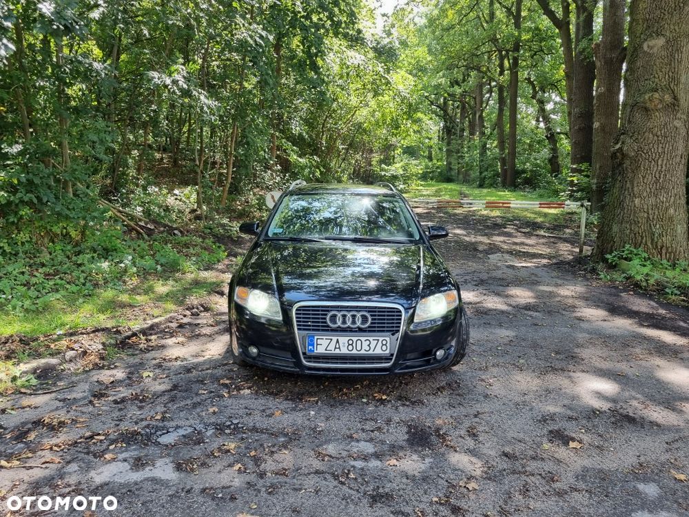 Audi A4 Avant - 1