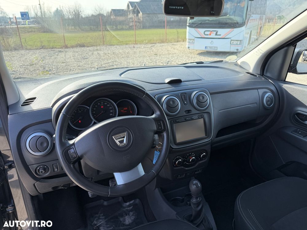 Dacia Lodgy 1.5 dCi Stepway - 13
